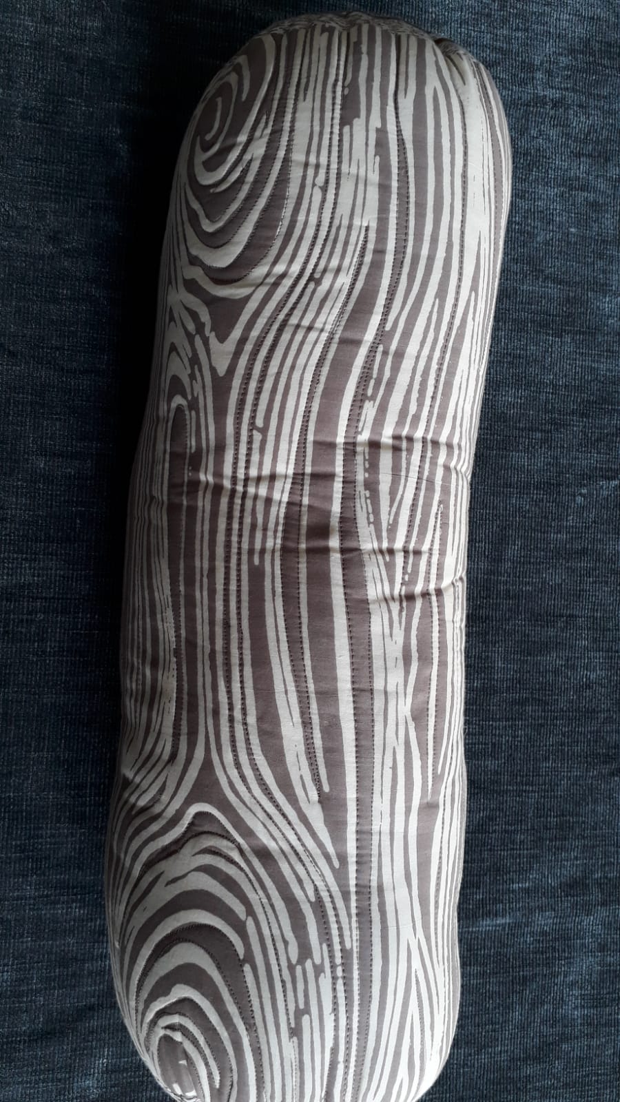 Cojín, Madera, color arena/crema. L4