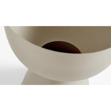 Cargar imagen en el visor de la galería, Luna metal jarrón, gris cálido
